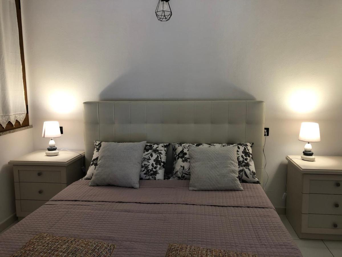 툴라다 Elegante Monolocale Al Centro Del Paese 아파트 외부 사진